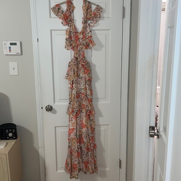 Wayf Milan Cut Out Maxi Dress - Picture 5 of 5